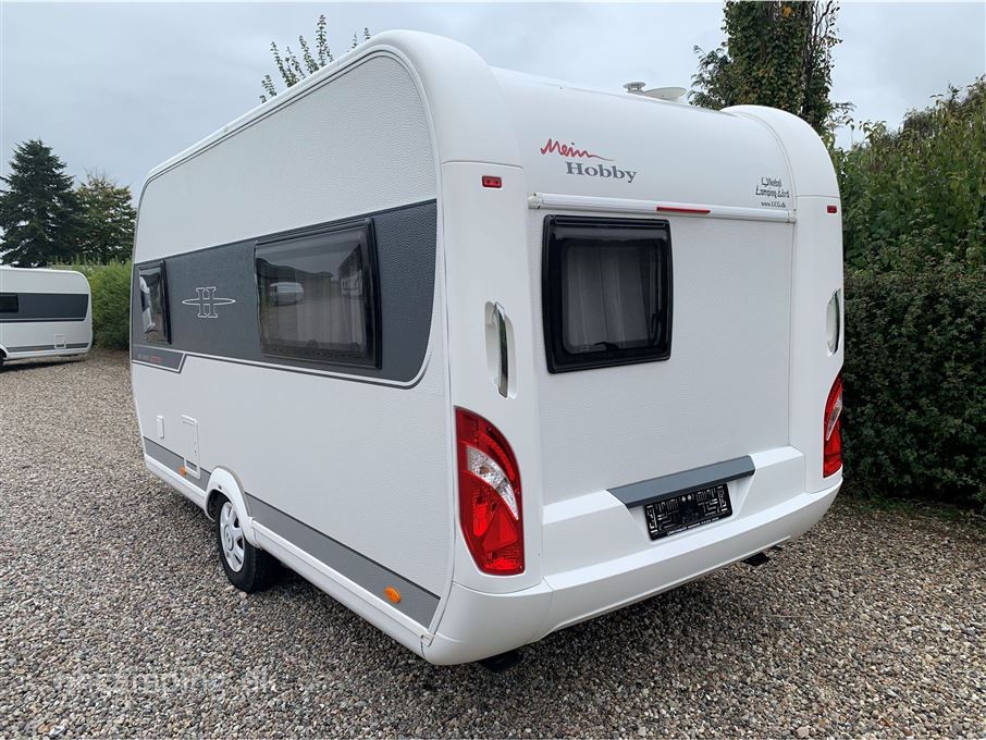 Hobby De Luxe 440 SF