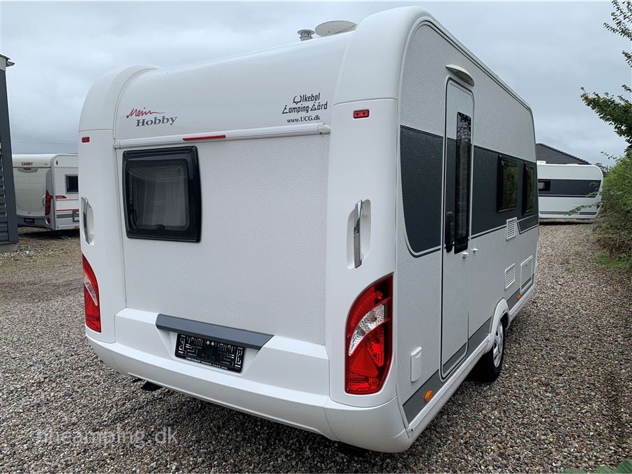 Hobby De Luxe 440 SF