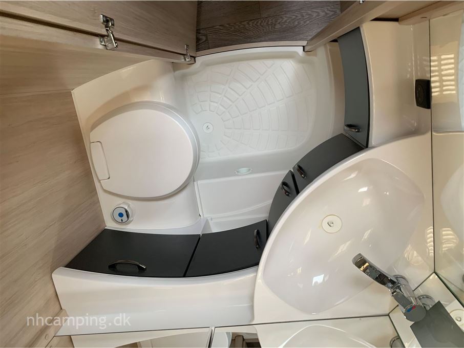 Hobby De Luxe 440 SF