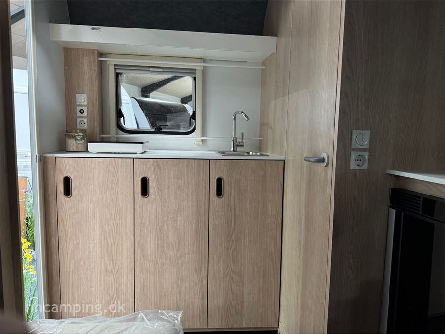 Adria Aviva Lite 300 LH