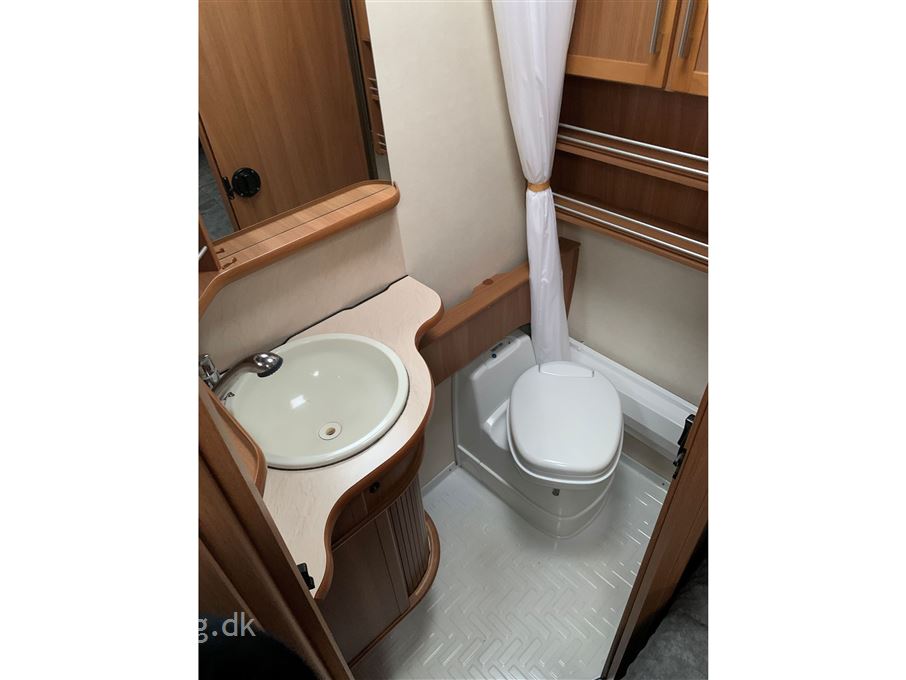 Kabe Royal 560 XL KS