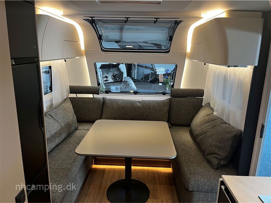 Adria Alpina 583 UL