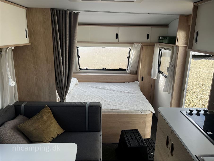 Adria Aviva 563 PT 3 køjer