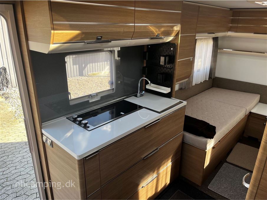 Adria Adora 542 UL