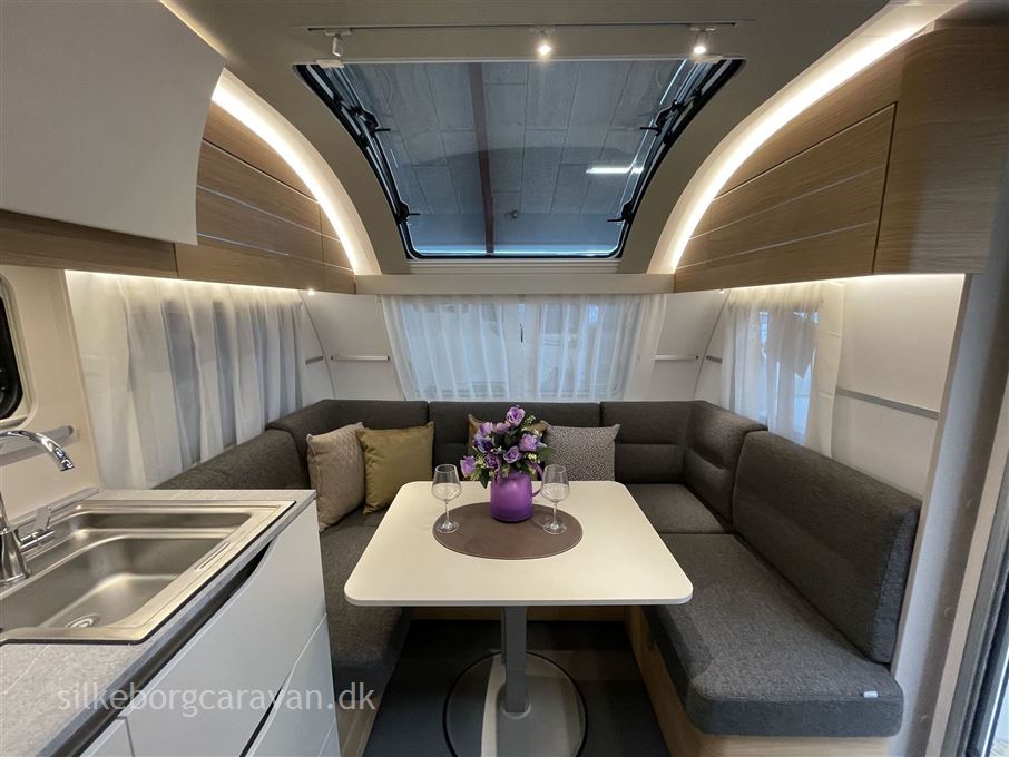 Nye 2023 Adria Adora 572 UT Alde kr 260.000,