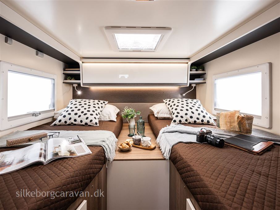 Elnagh Baron 539 Compact