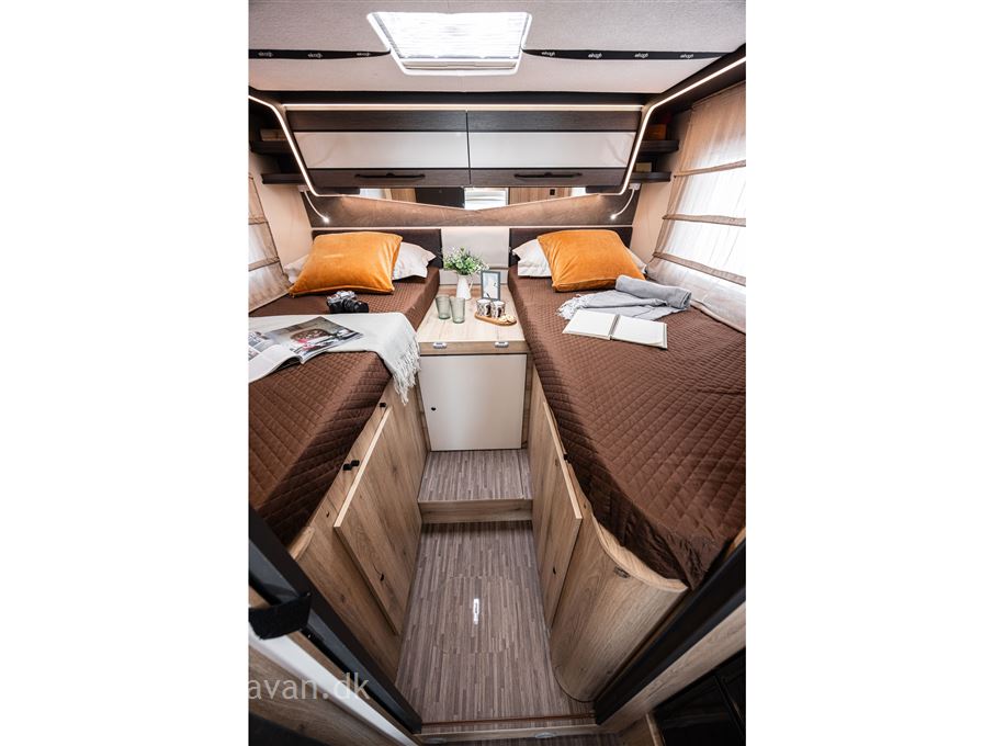 Elnagh T-Loft 529