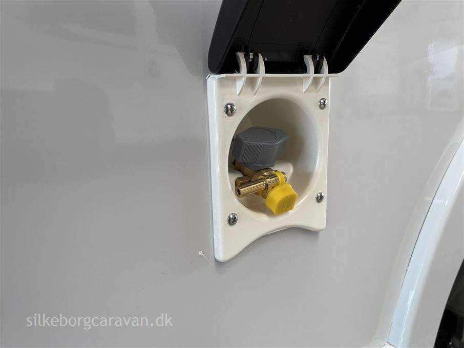 Elnagh Baron 539 Compact NB