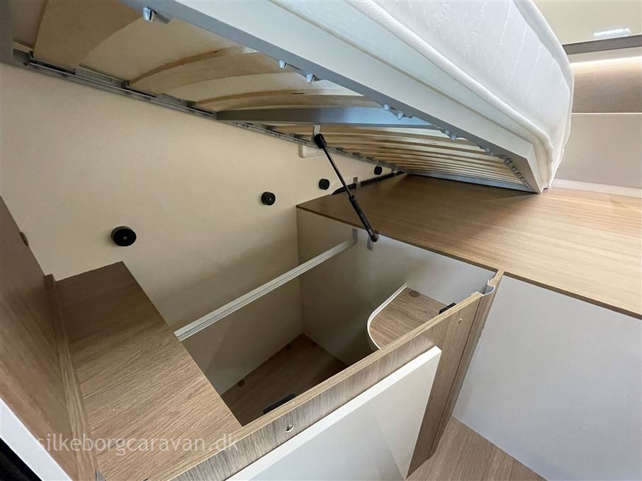 Elnagh Baron 539 Compact NB