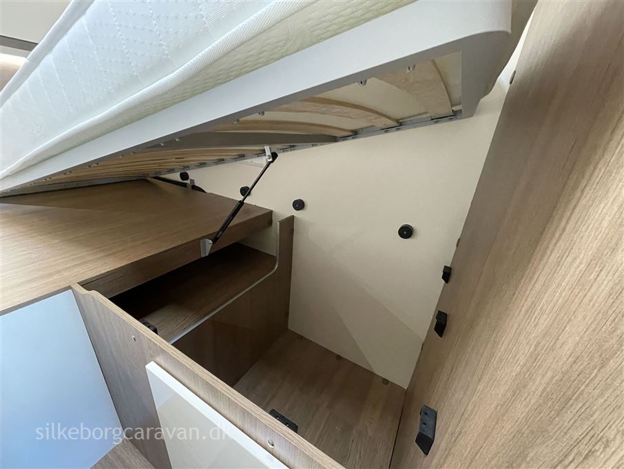 Elnagh Baron 539 Compact NB