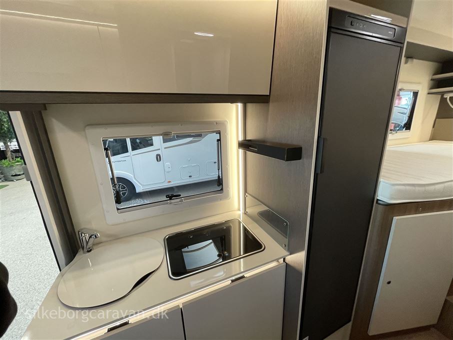 Elnagh Baron 539 Compact NB