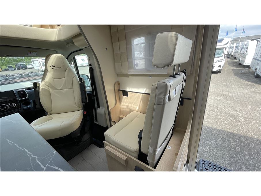 Autostar Privilige P740  LC