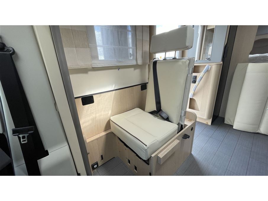 Autostar Privilige P740  LC