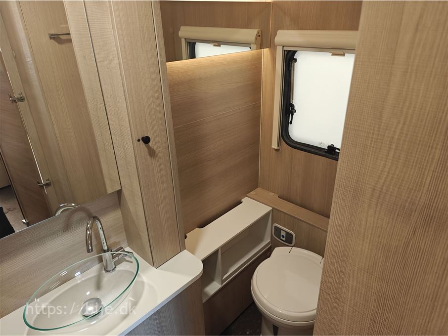 Adria Adora 613 HT