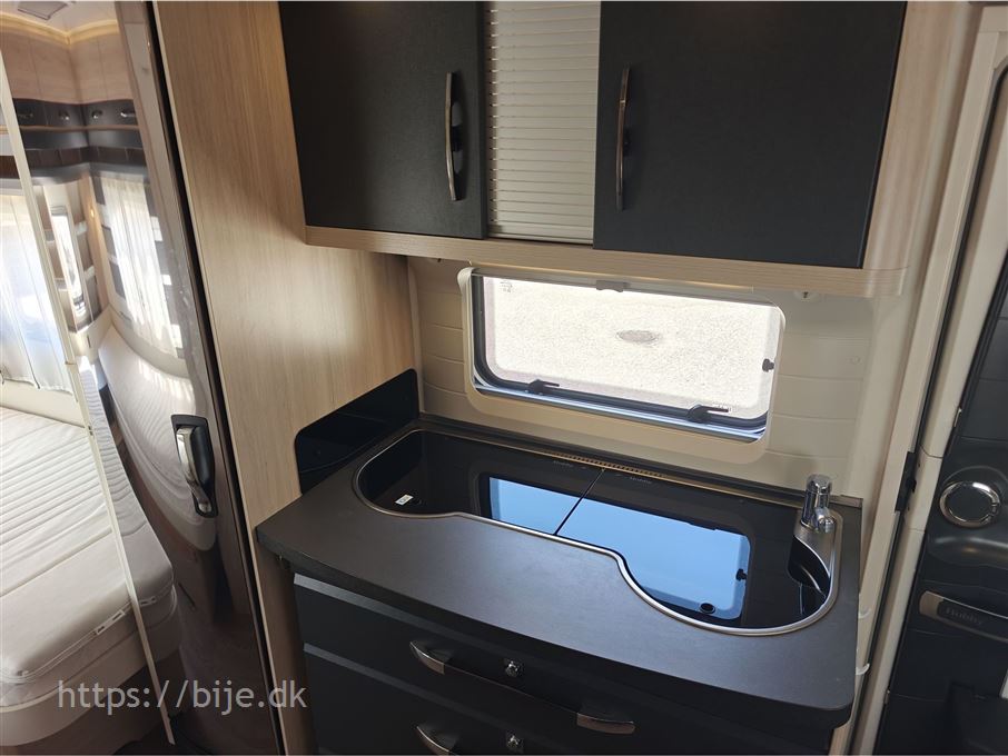 Hobby De Luxe Edition 495 UL