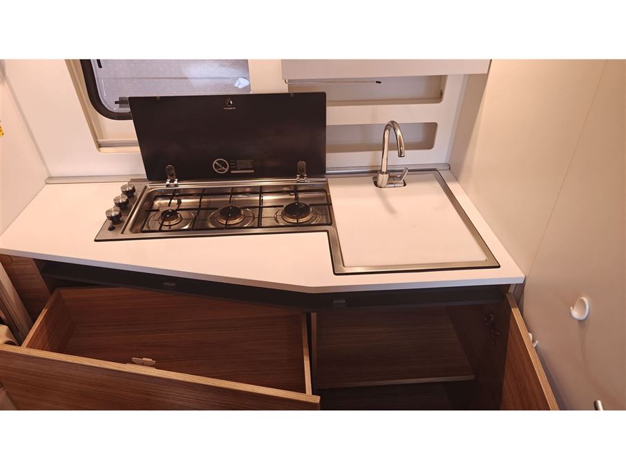 Adria Action 391