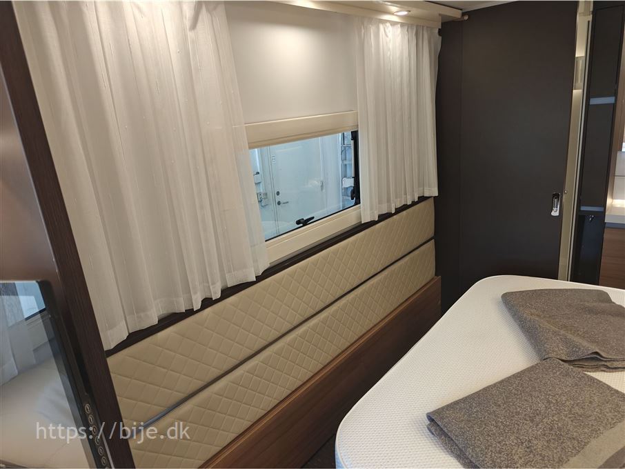 Adria Alpina 663 HT