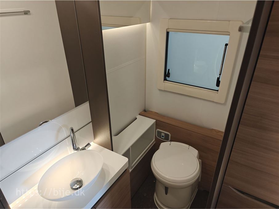 Adria Alpina 663 HT