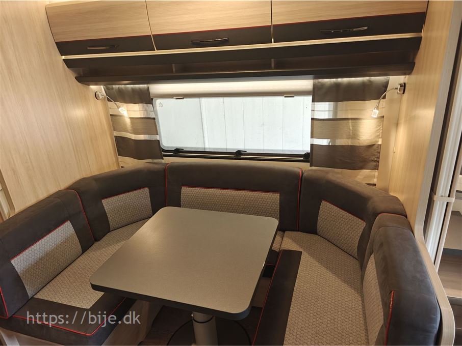 Hobby De Luxe Edition 545