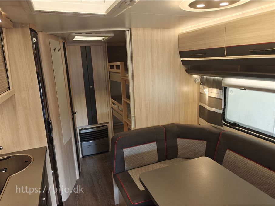 Hobby De Luxe Edition 545