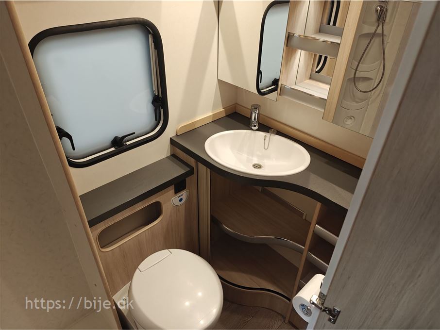 Hobby De Luxe Edition 545