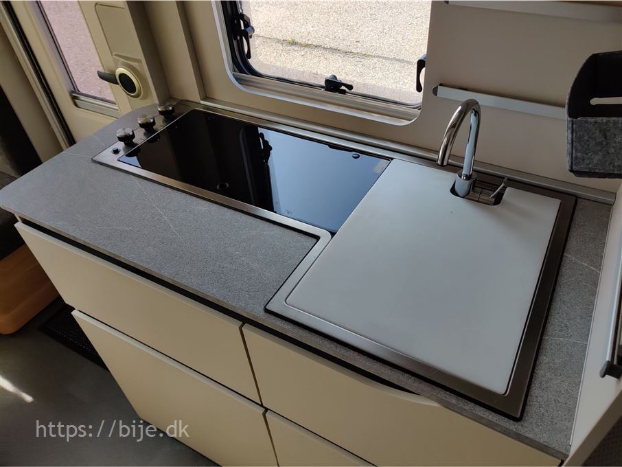 Adria Adora 502 UL