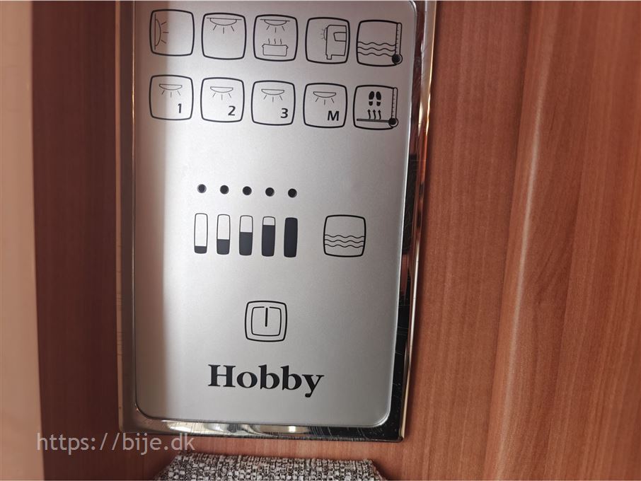 Hobby De Luxe 440 SF