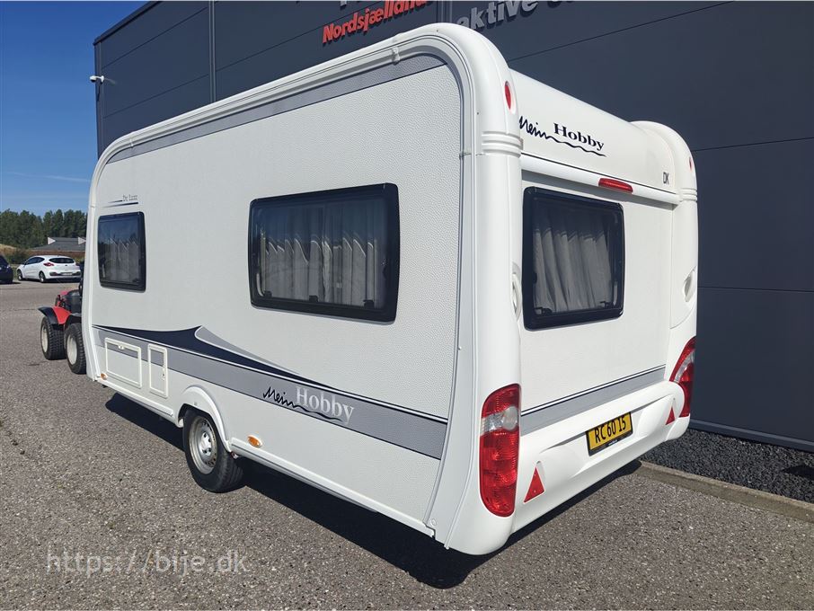 Hobby De Luxe 440 SF