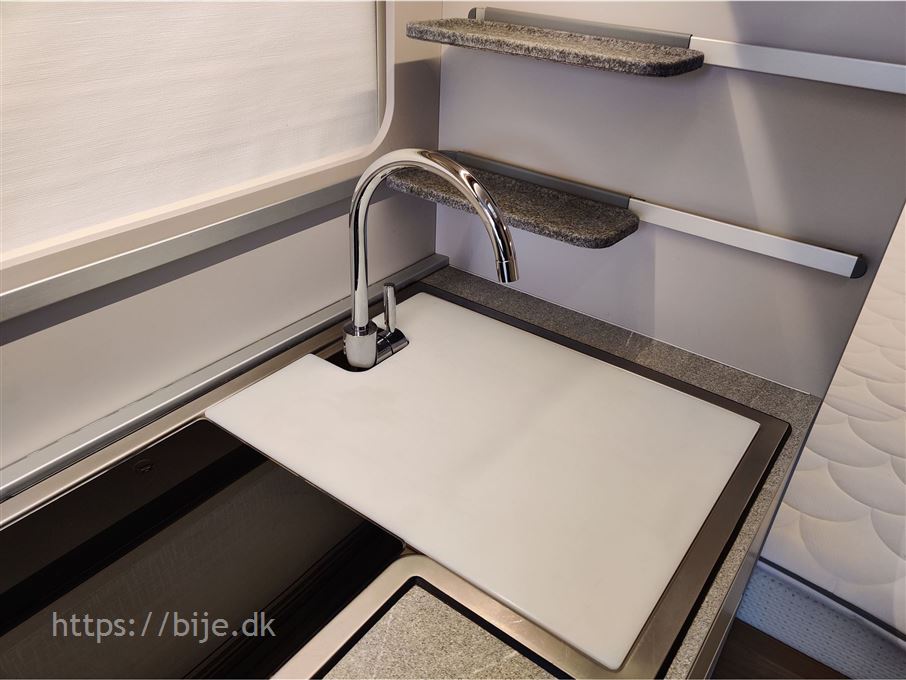 Adria Adora 542 UL