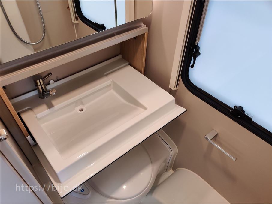 Adria Adora 542 UL