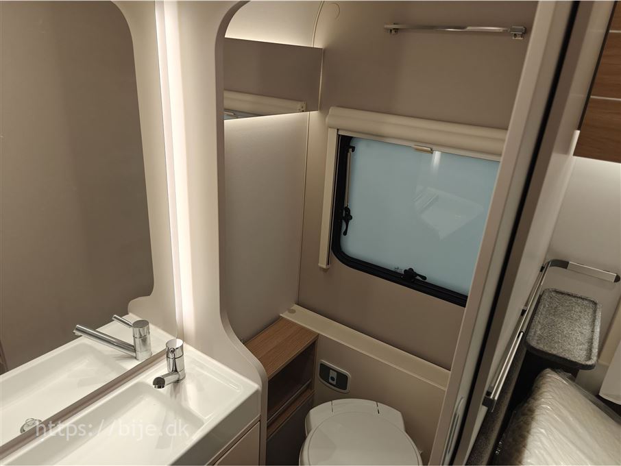 Adria Adora 572 UT