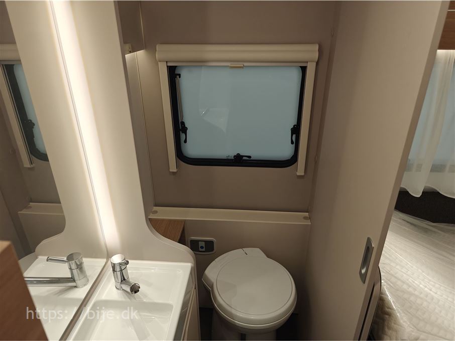 Adria Adora 572 UT