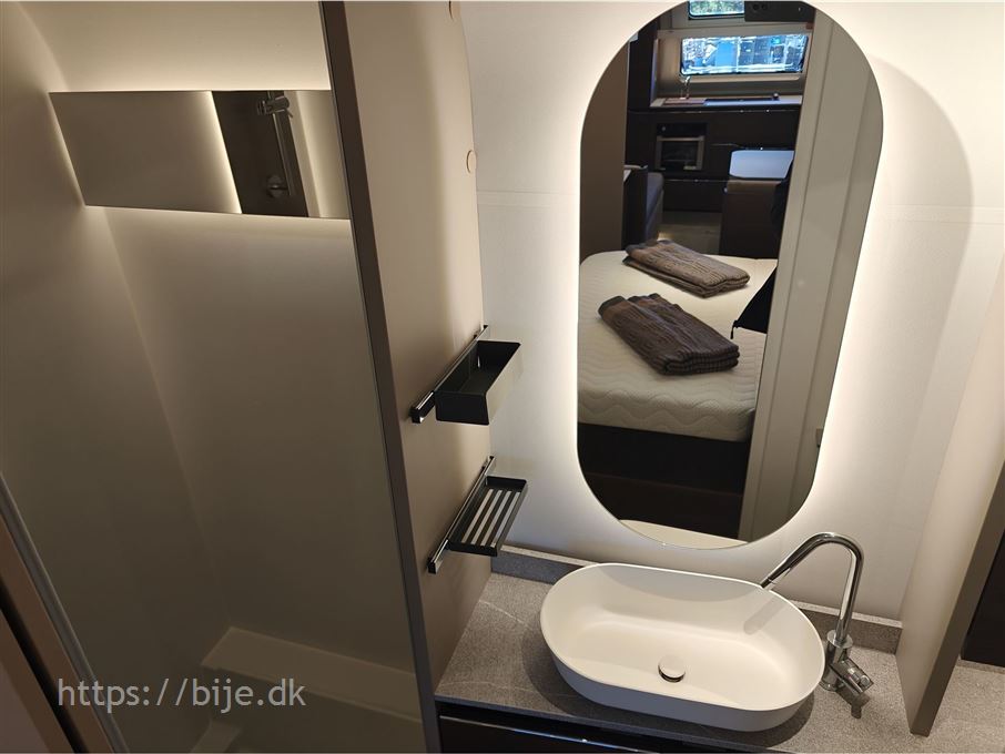 Adria Alpina 663 HT