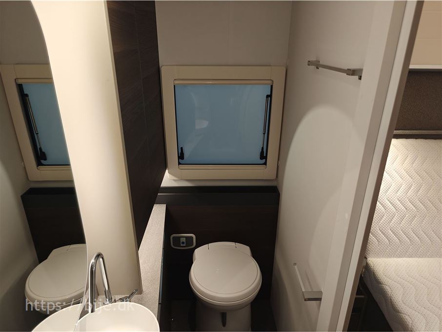 Adria Alpina 663 HT
