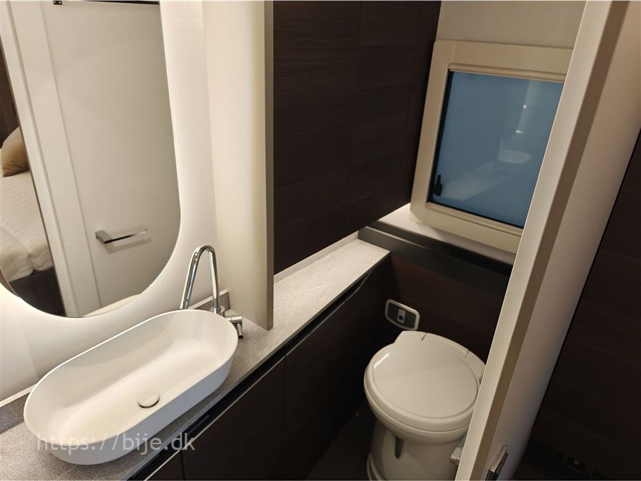 Adria Alpina 663 HT