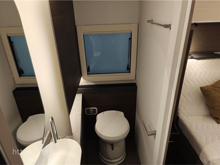 Adria Alpina 663 HT