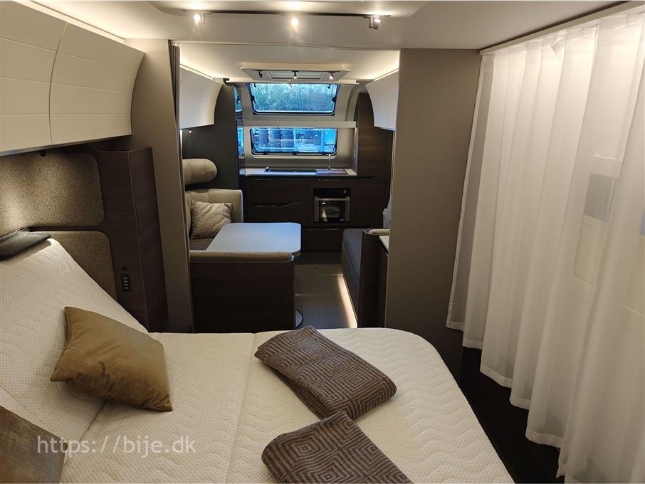 Adria Alpina 663 HT