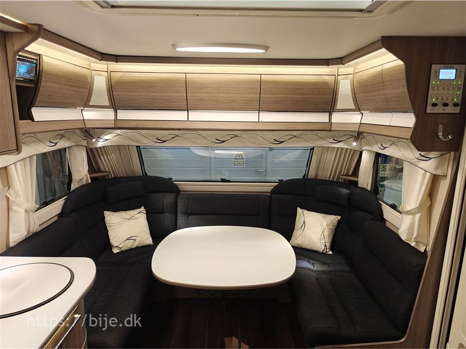 Kabe Royal 560 GLE KS