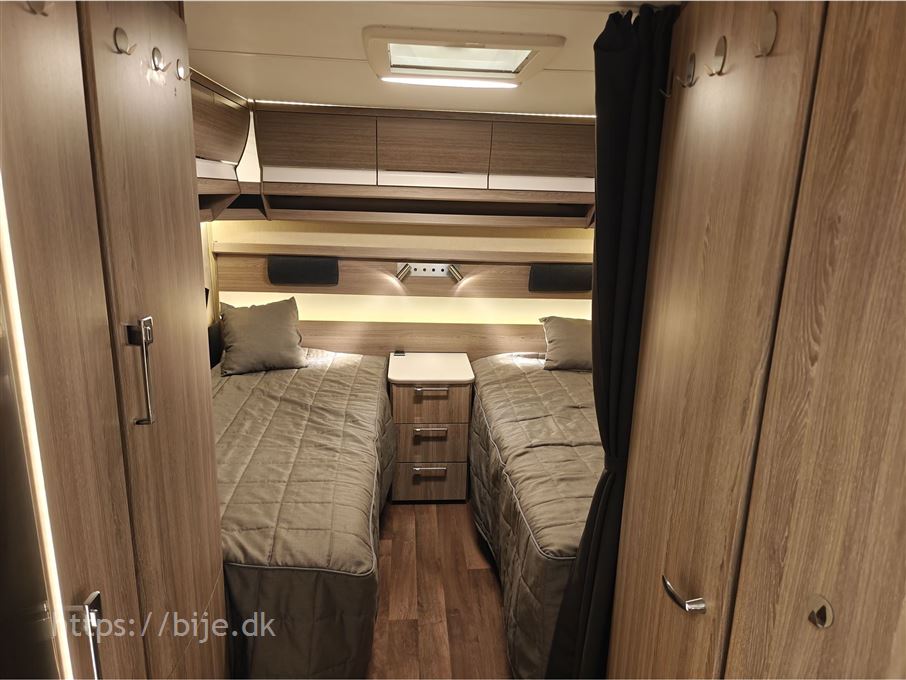 Kabe Royal 560 GLE KS