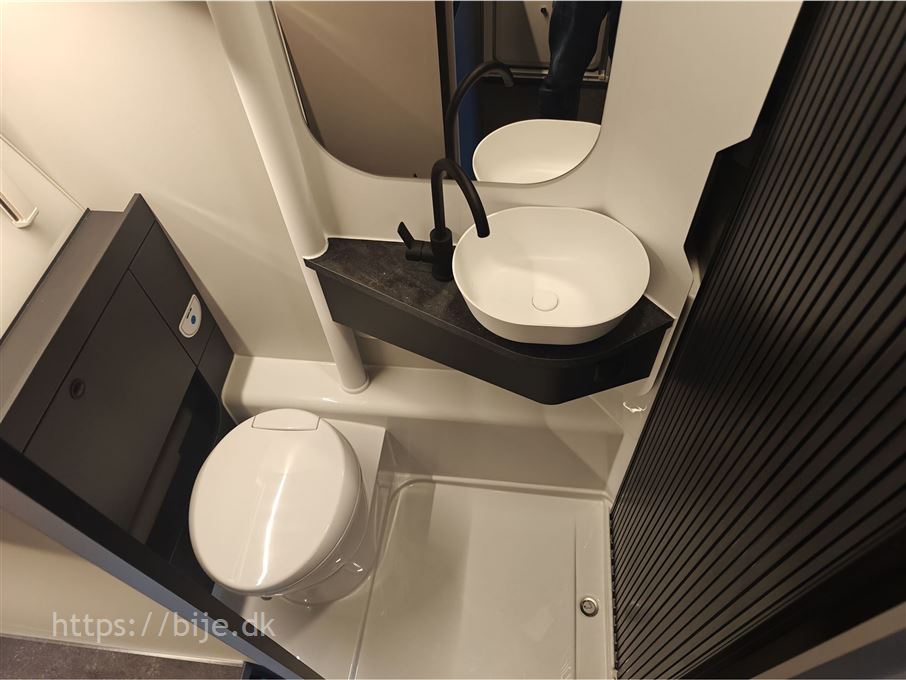 Adria Action 391 LH Sport