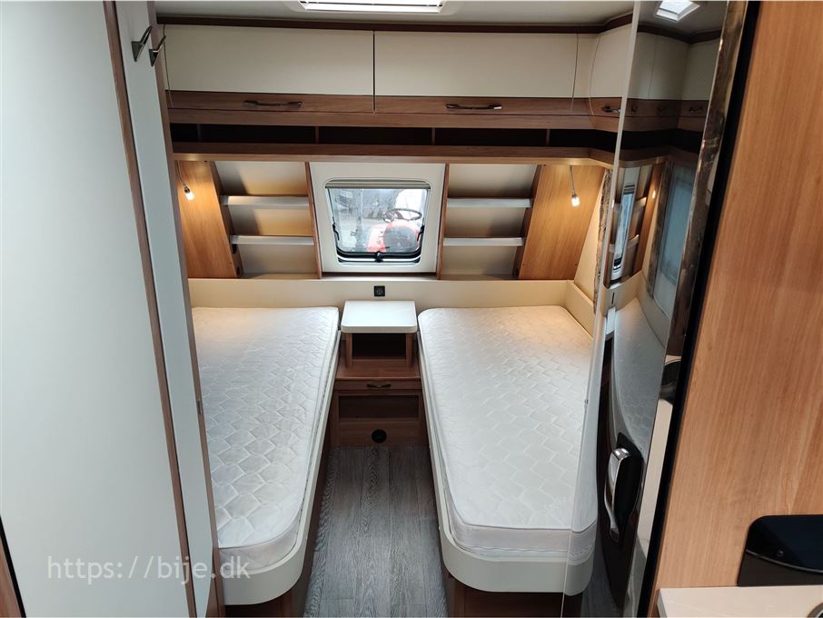 Hobby De Luxe 495 UL