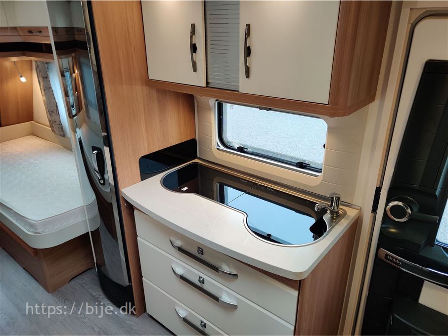 Hobby De Luxe 495 UL