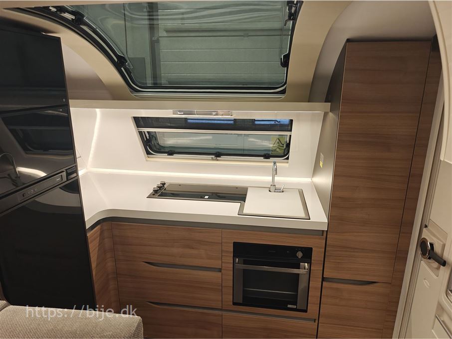 Adria Alpina 663 HT