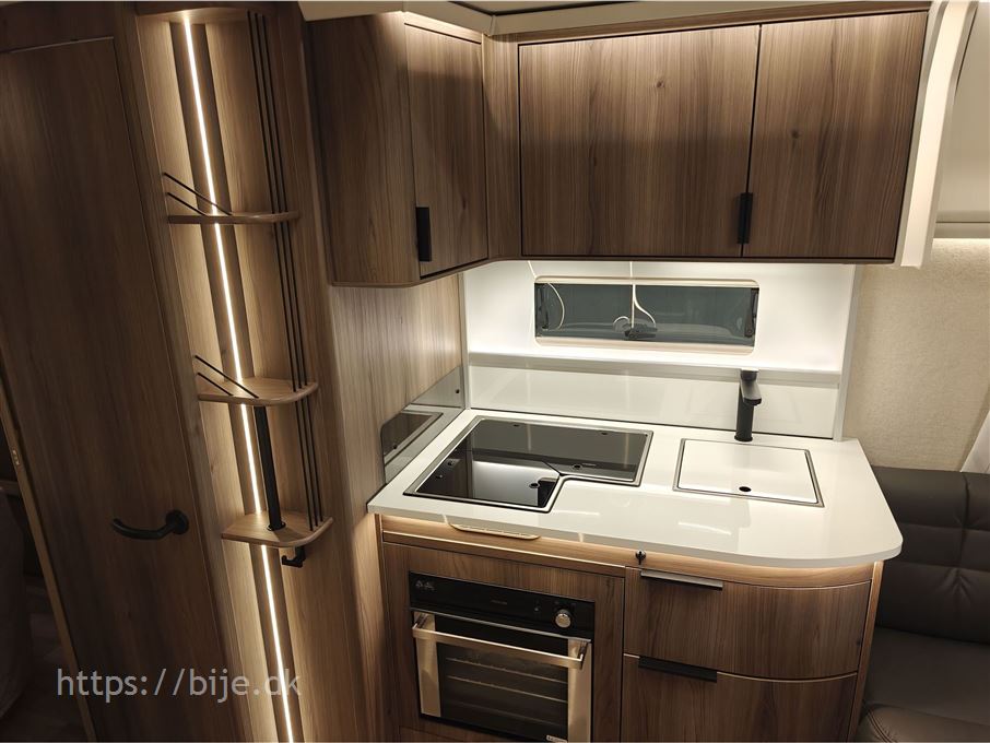 Kabe Ametist 560 GLE KS B8 PREMIUM LINE