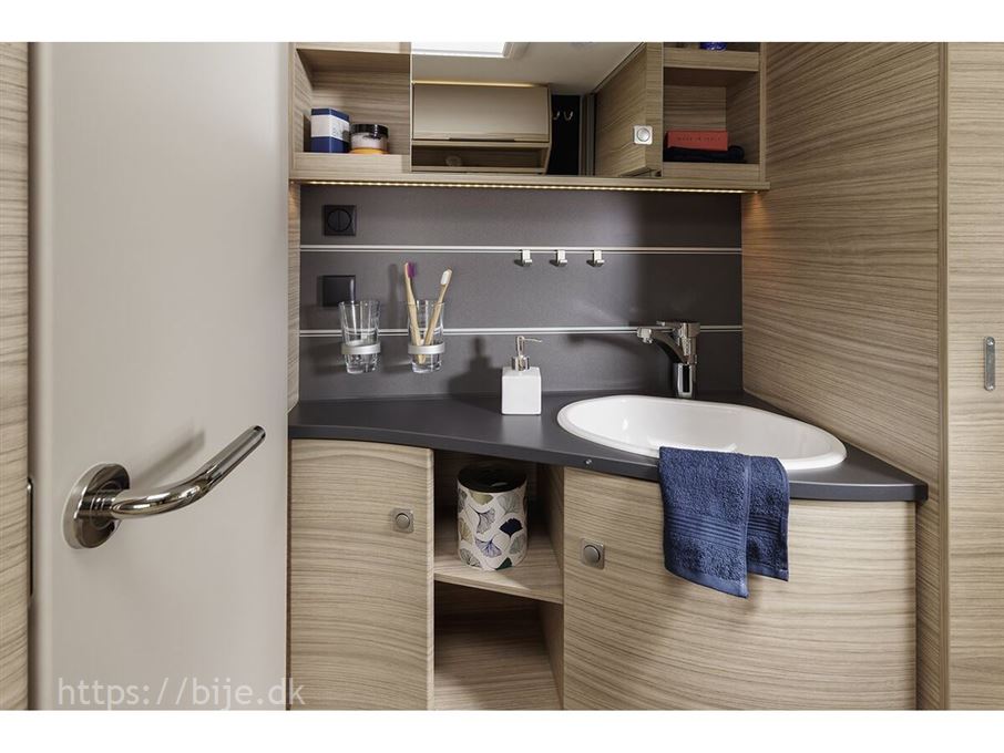 Fendt Bianco Activ 445 SFB