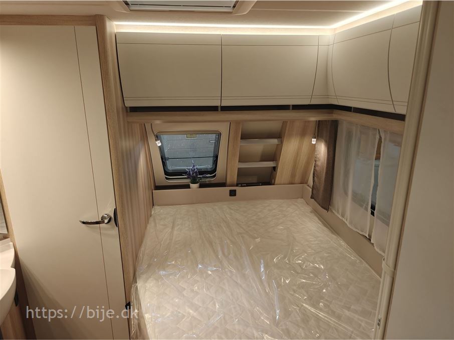 Hobby De Luxe 460 UFe