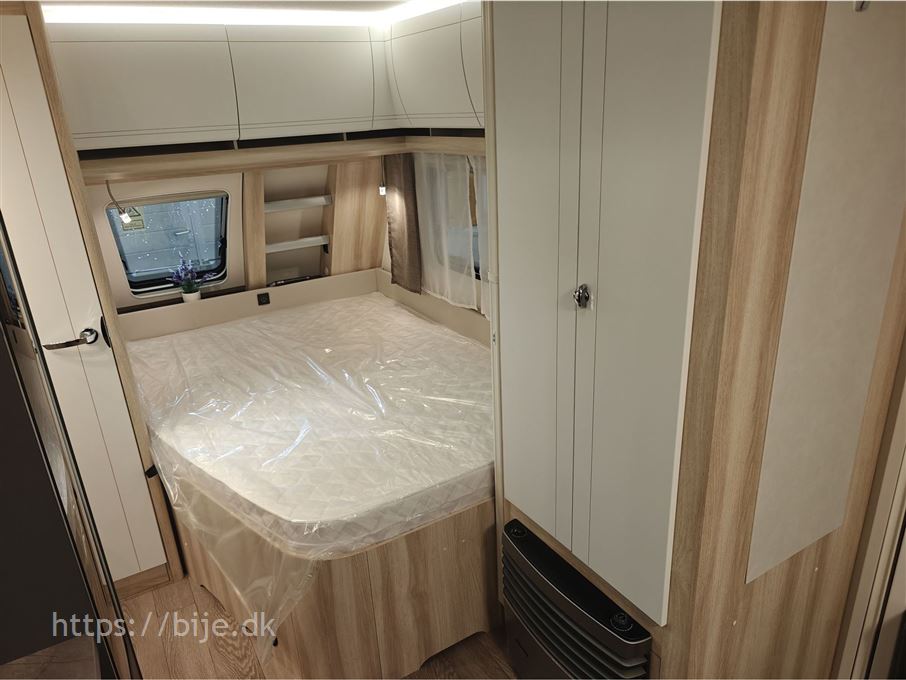 Hobby De Luxe 460 UFe