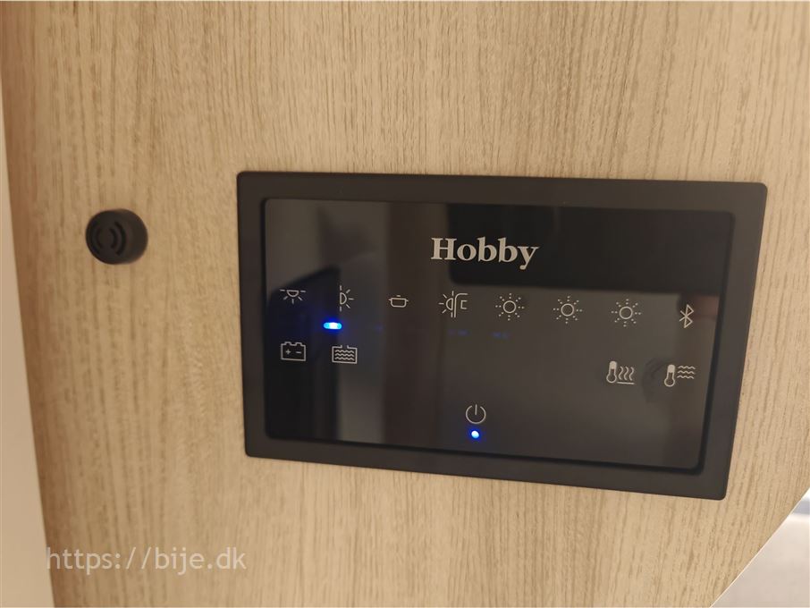 Hobby De Luxe 460 UFe