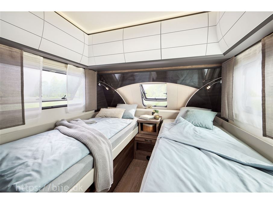 Hobby Excellent Edition 495 UL