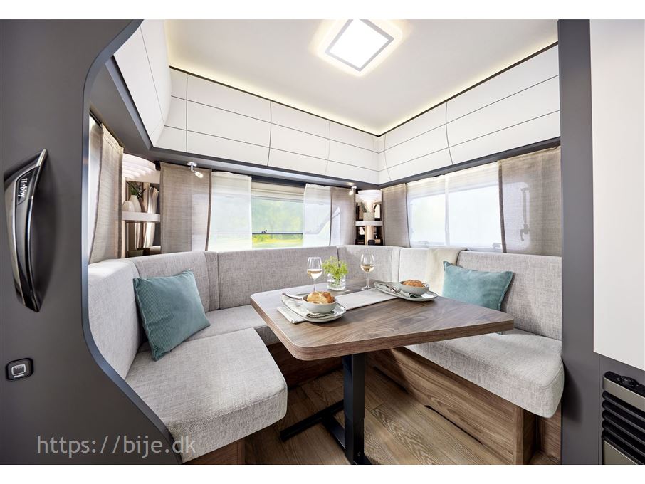 Hobby Excellent Edition 495 UL